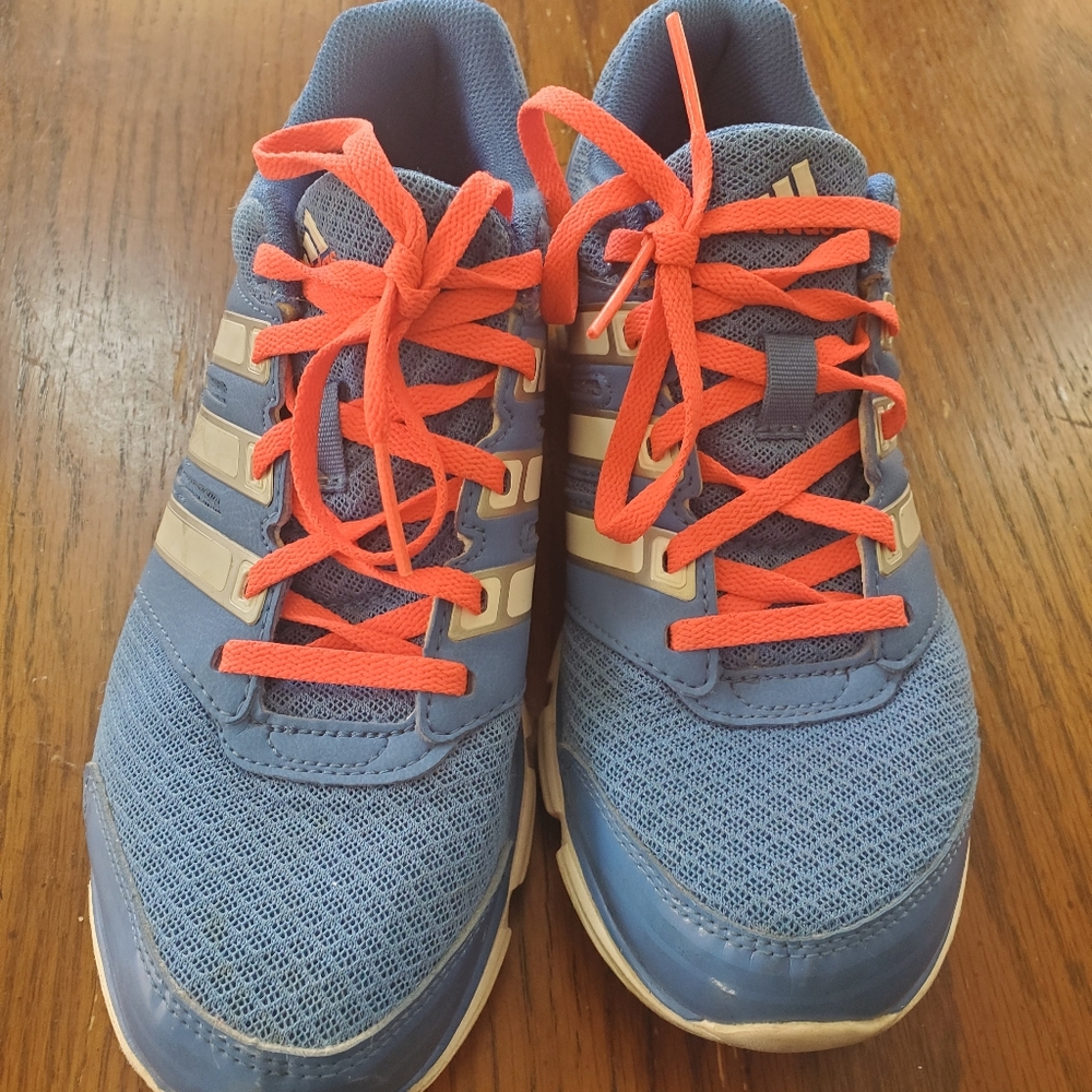 Size 6 Adidas running shoes